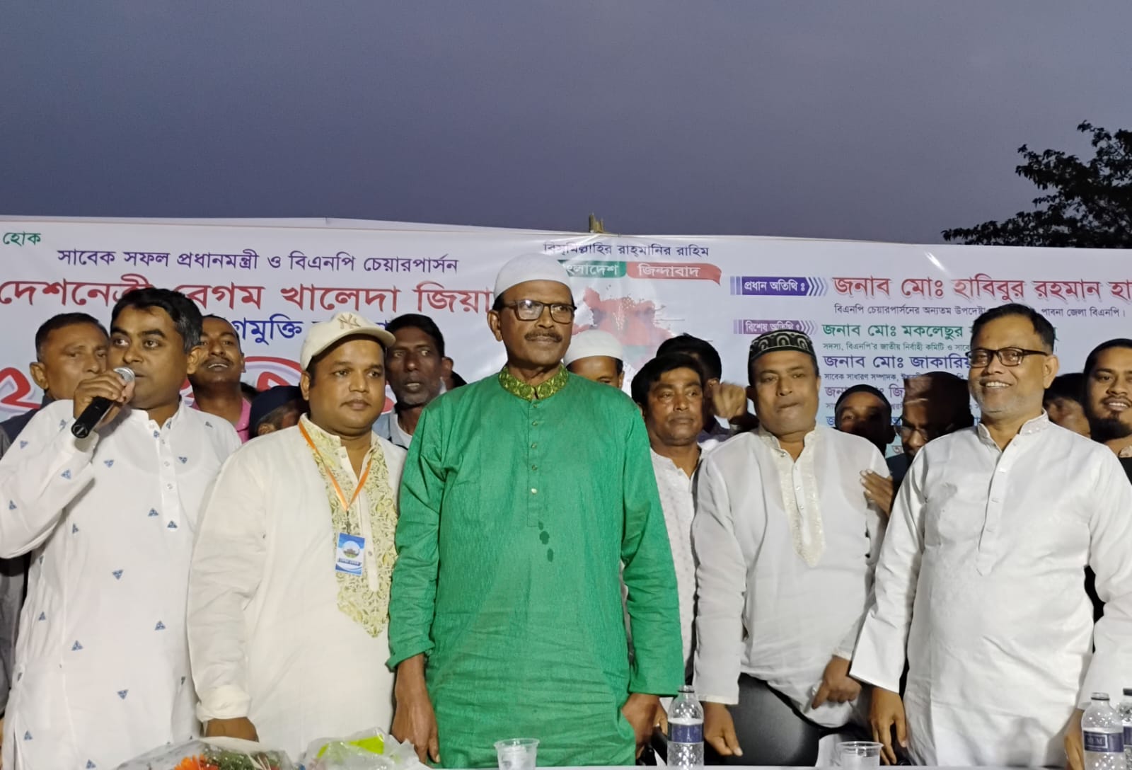পাকশীতে দোয়া ও ইফতার মাহফিলে হাবিবুর রহমান হাবিব