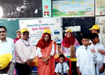 উৎসবমুখর পরিবেশে দেশব্যাপী আজ শুরু হয়েছে টাইফয়েড টিকাদান ক্যাম্পেইন ২০২৫