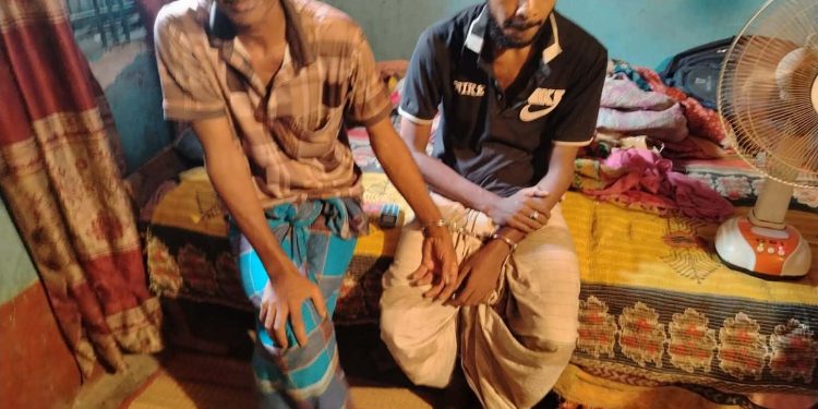 নওগাঁর নিয়ামতপুরে মাদক বিরোধী অভিযানে ৩০ পিস ট্যাপেন্টাডল ট্যাবলেটসহ ০২ জন আসামী গ্রেফতার