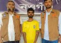 নওগাঁয় ডিসি-এসপি পরিচয়দানকারী শীর্ষ প্রতারক গ্রেফতার